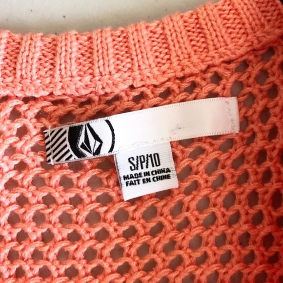 ☆ Volcom Knit Sweater Tank ☆ - Picture 5 of 6